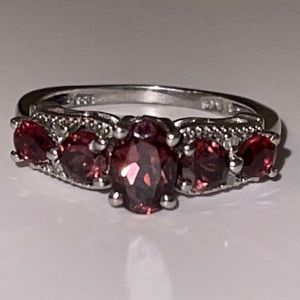 Gorgeous! 925 Sterling Silver Brown Garnet Ring